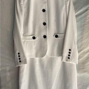 Sag Harbor White Blazer with Black Buttons